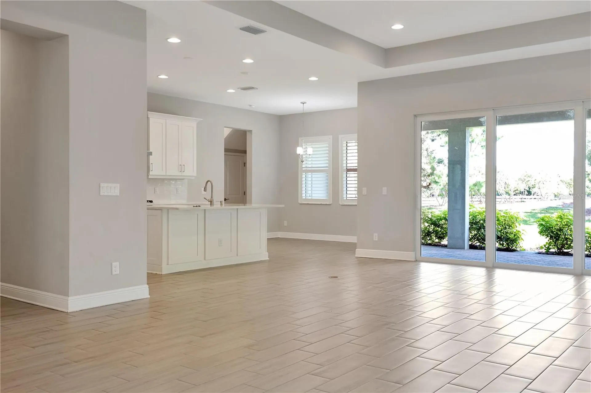 6133 Lungo Lago Drive Sarasota FL 34241