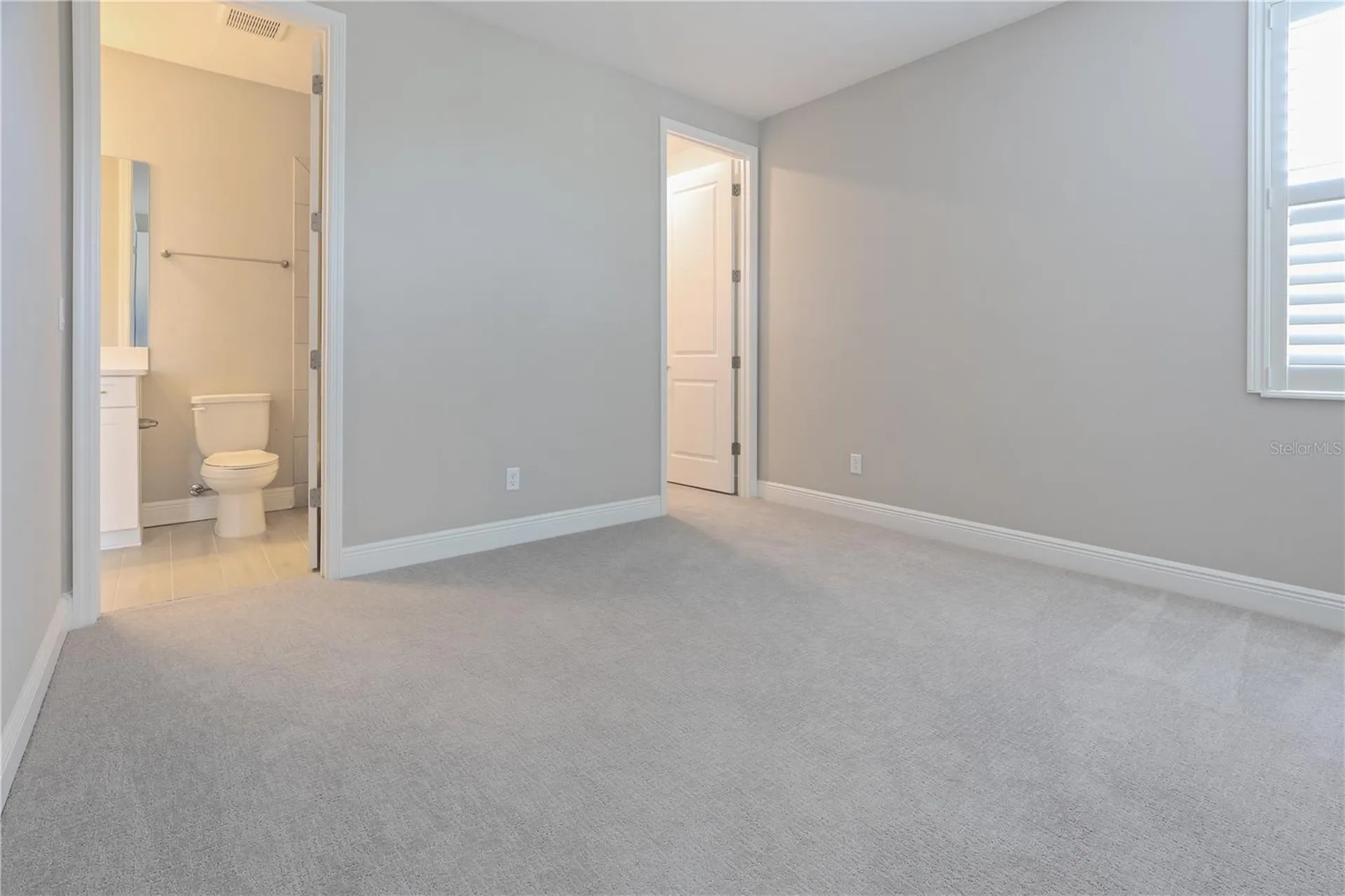 6133 Lungo Lago Drive Sarasota FL 34241
