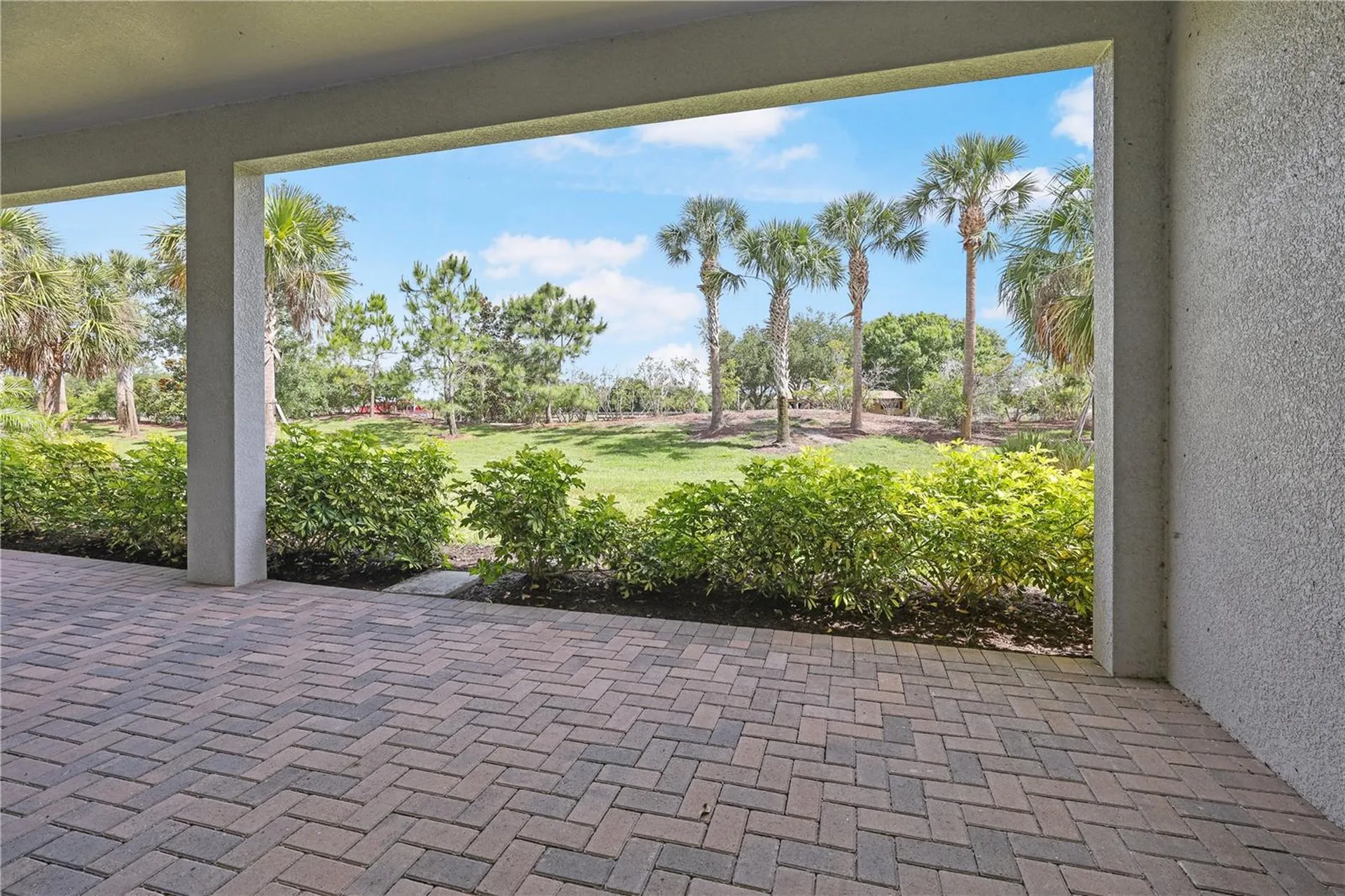 6133 Lungo Lago Drive Sarasota FL 34241