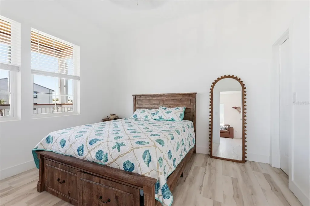 856 Ladyfish Avenue New Smyrna Beach FL 32169