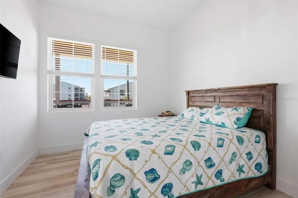 856 Ladyfish Avenue New Smyrna Beach FL 32169