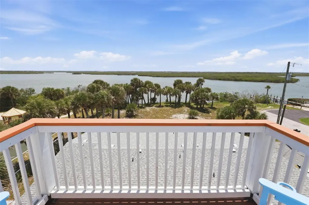 856 Ladyfish Avenue New Smyrna Beach FL 32169