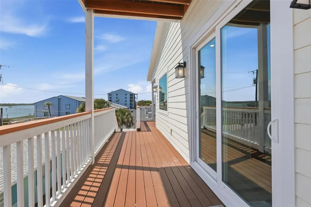 856 Ladyfish Avenue New Smyrna Beach FL 32169