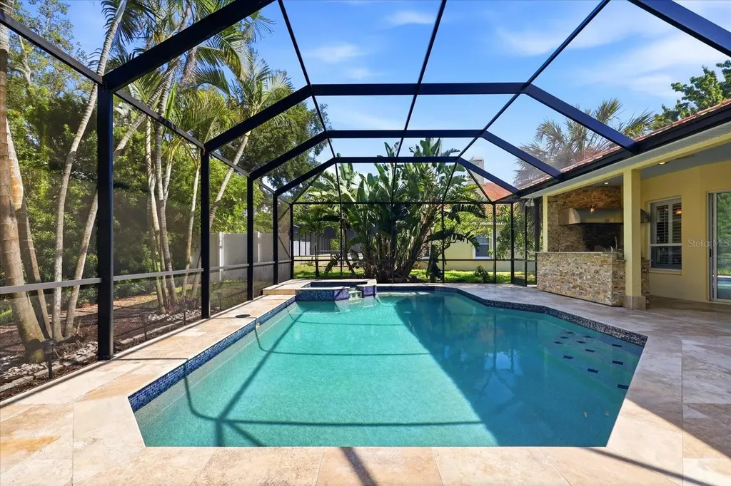1038 Wideview Avenue Tarpon Springs FL 34689
