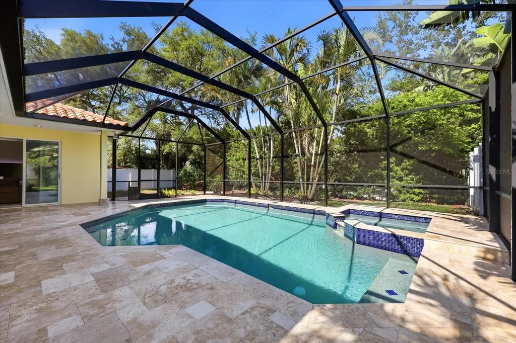 1038 Wideview Avenue Tarpon Springs FL 34689