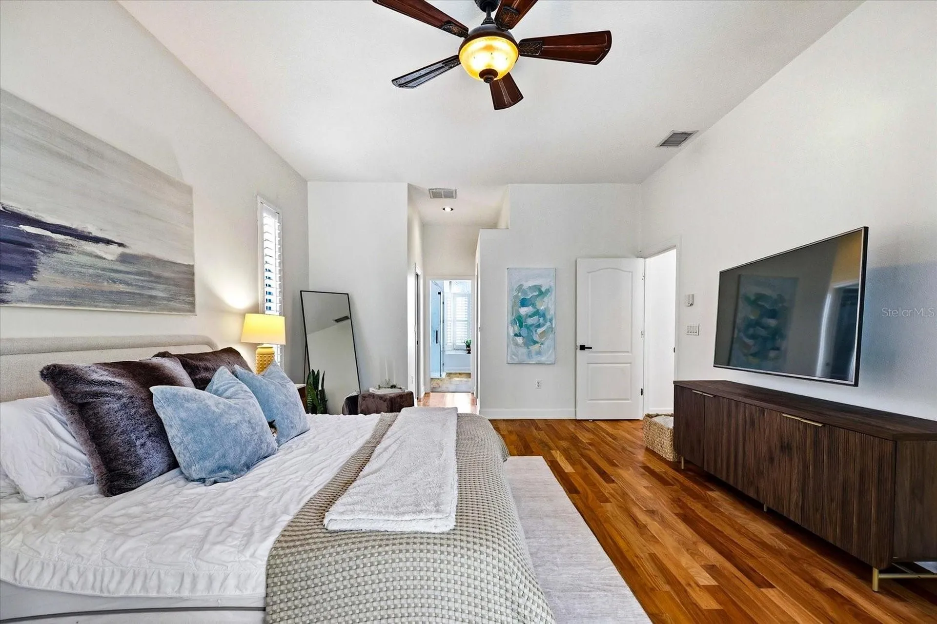 1038 Wideview Avenue Tarpon Springs FL 34689