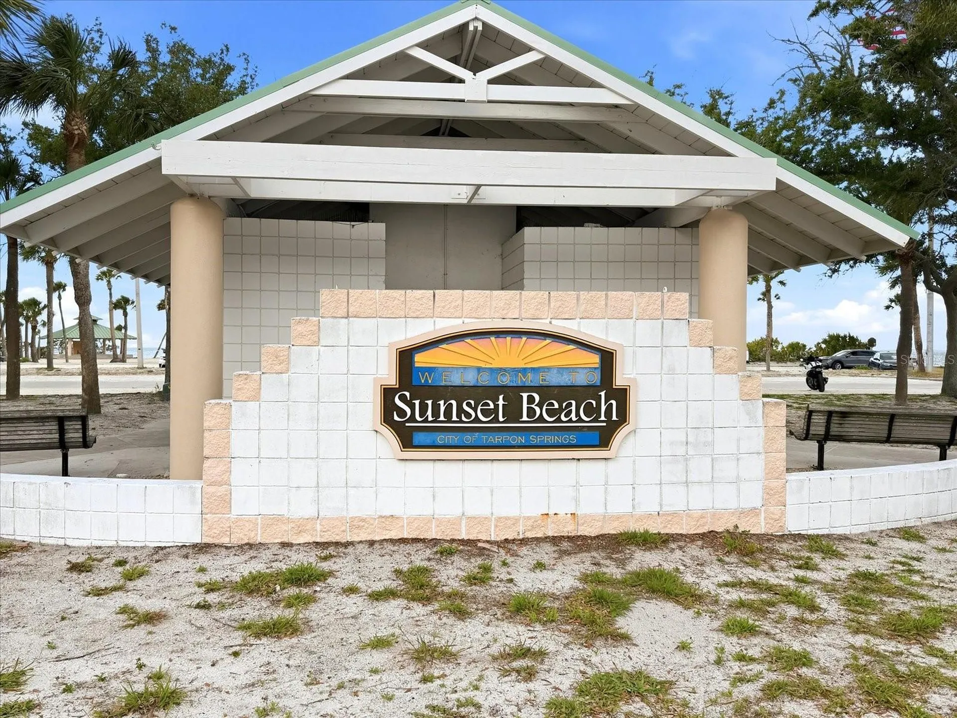 1038 Wideview Avenue Tarpon Springs FL 34689