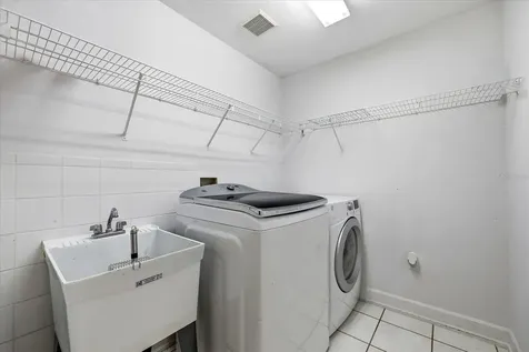 1038 Wideview Avenue Tarpon Springs FL 34689