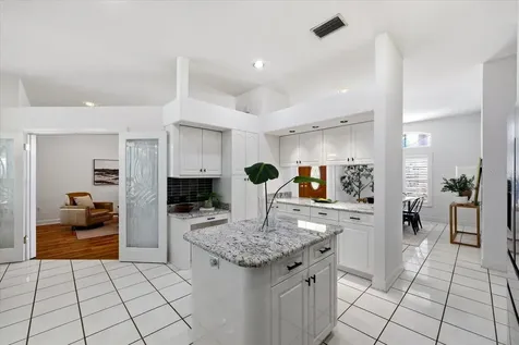 1038 Wideview Avenue Tarpon Springs FL 34689