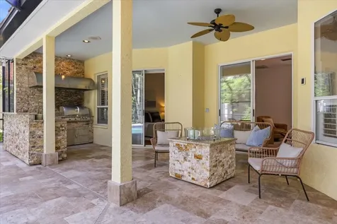 1038 Wideview Avenue Tarpon Springs FL 34689