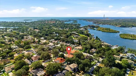 1038 Wideview Avenue Tarpon Springs FL 34689