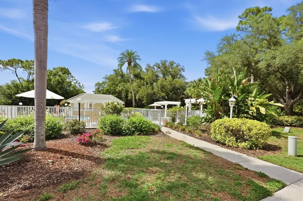 6602 Virginia Crossing University Park FL 34201