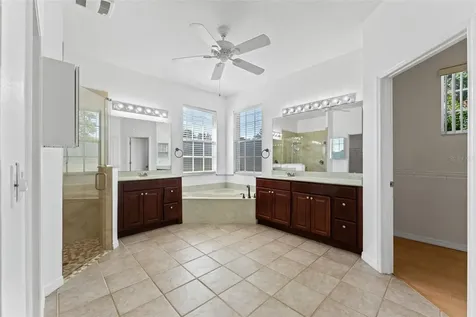 952 Moss Tree Place Longwood FL 32750