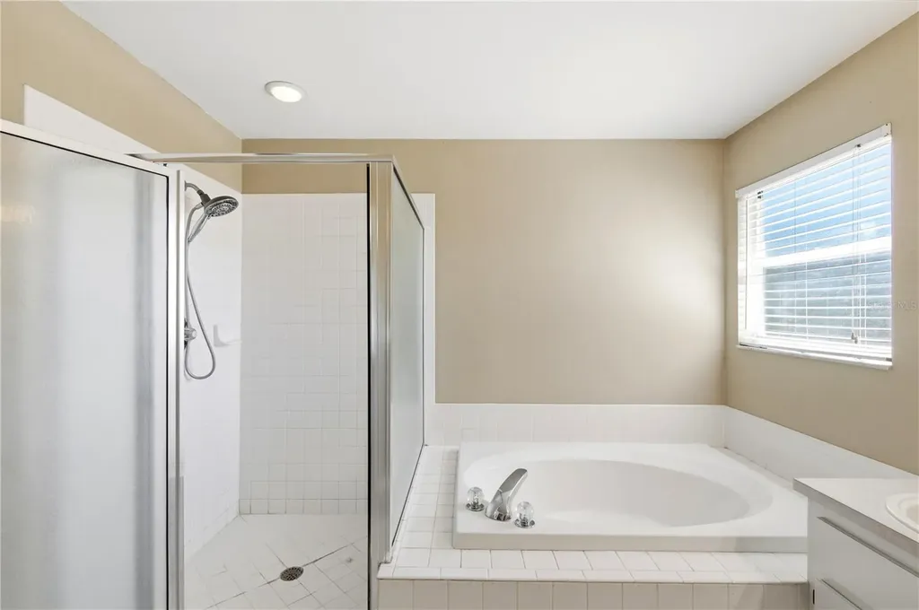 11213 Clayridge Drive Tampa FL 33635