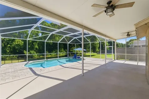 11213 Clayridge Drive Tampa FL 33635