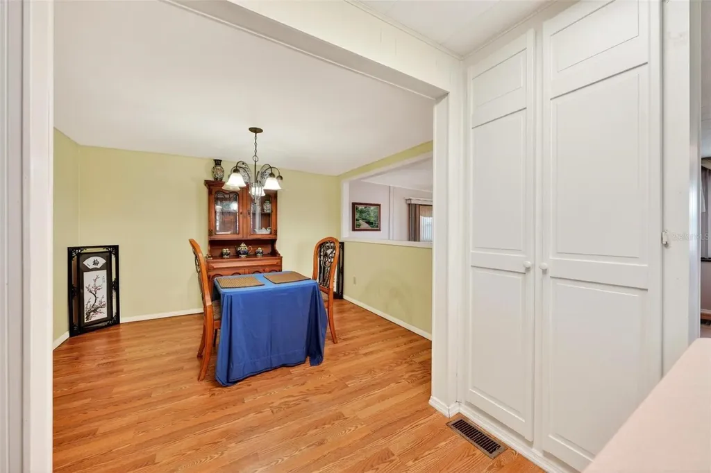 31643 Howard Street Tavares FL 32778