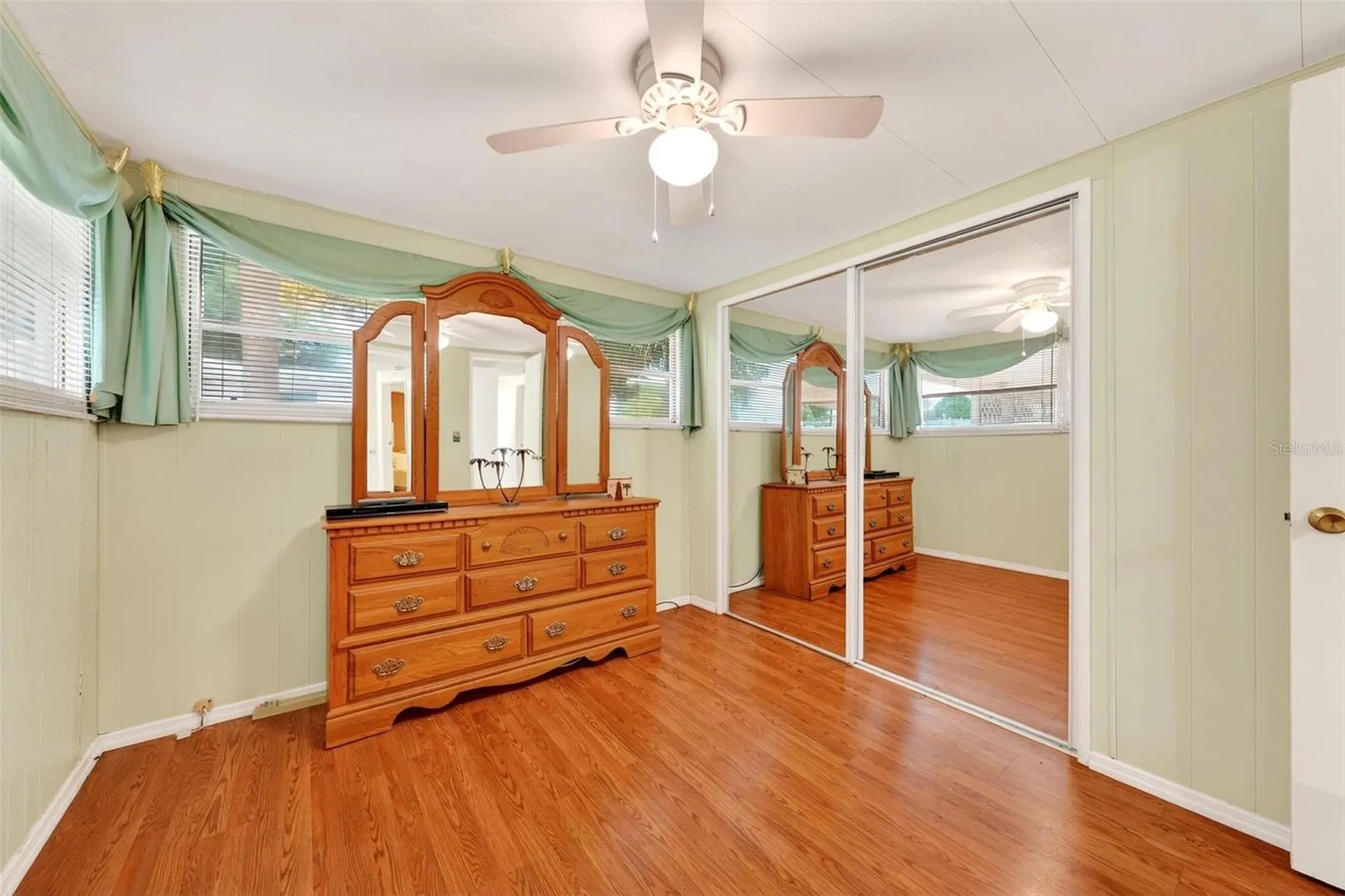 31643 Howard Street Tavares FL 32778