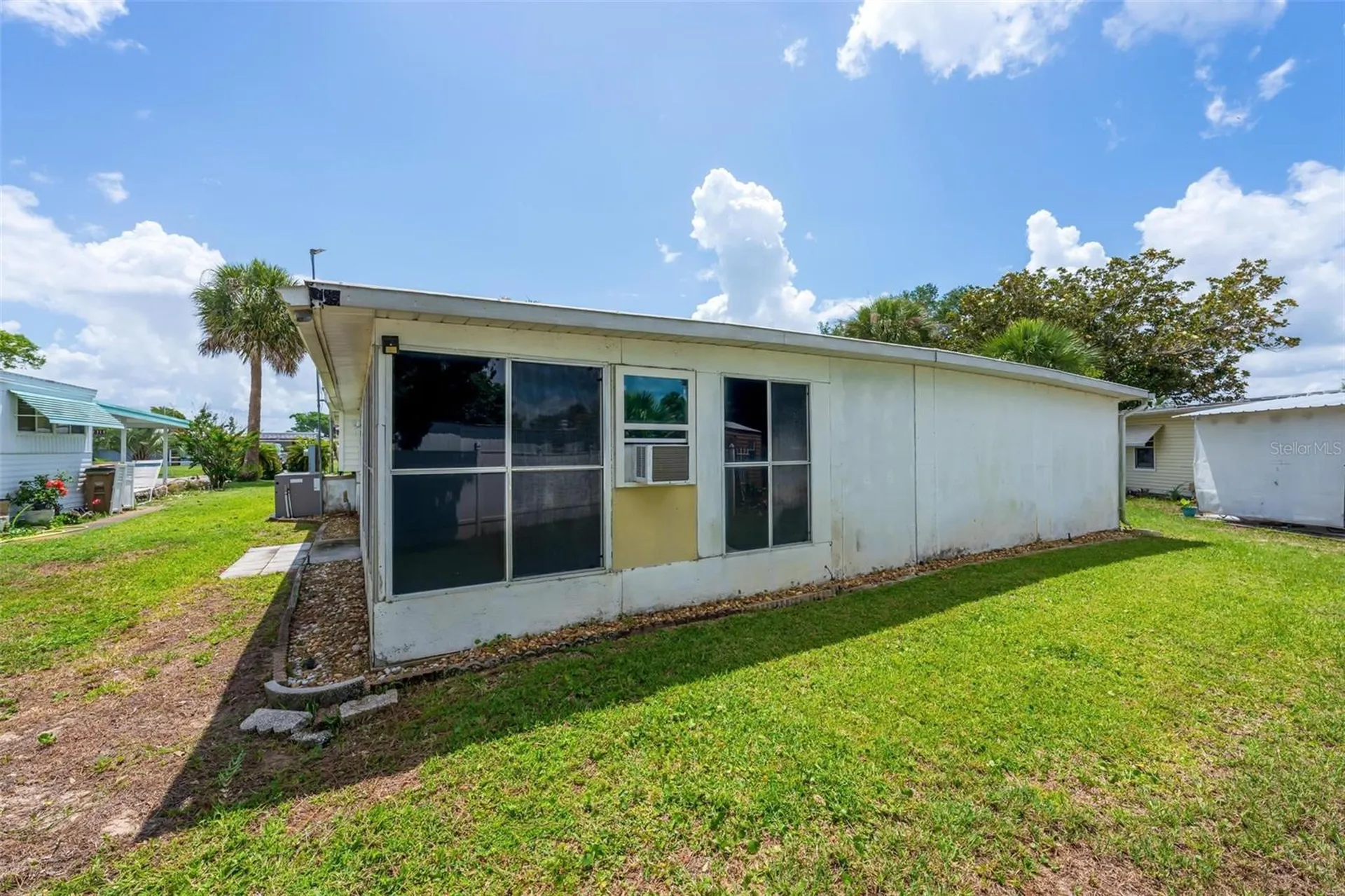 31643 Howard Street Tavares FL 32778