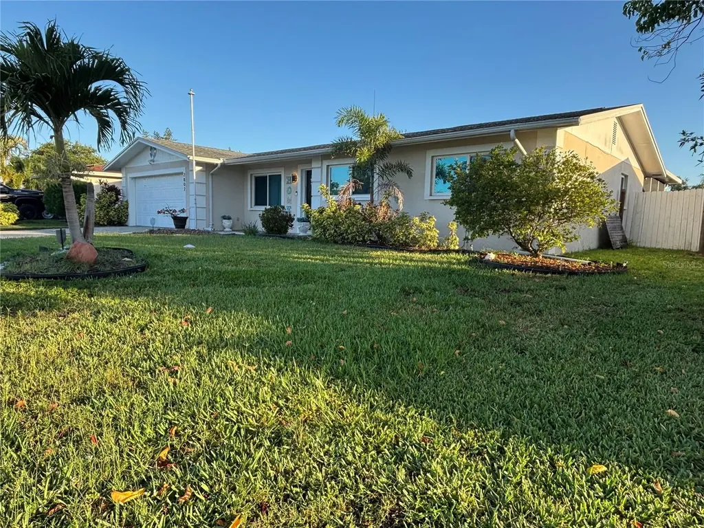 2802 22nd Avenue W Bradenton FL 34205