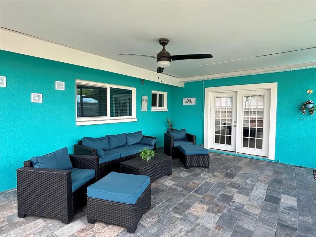2802 22nd Avenue W Bradenton FL 34205