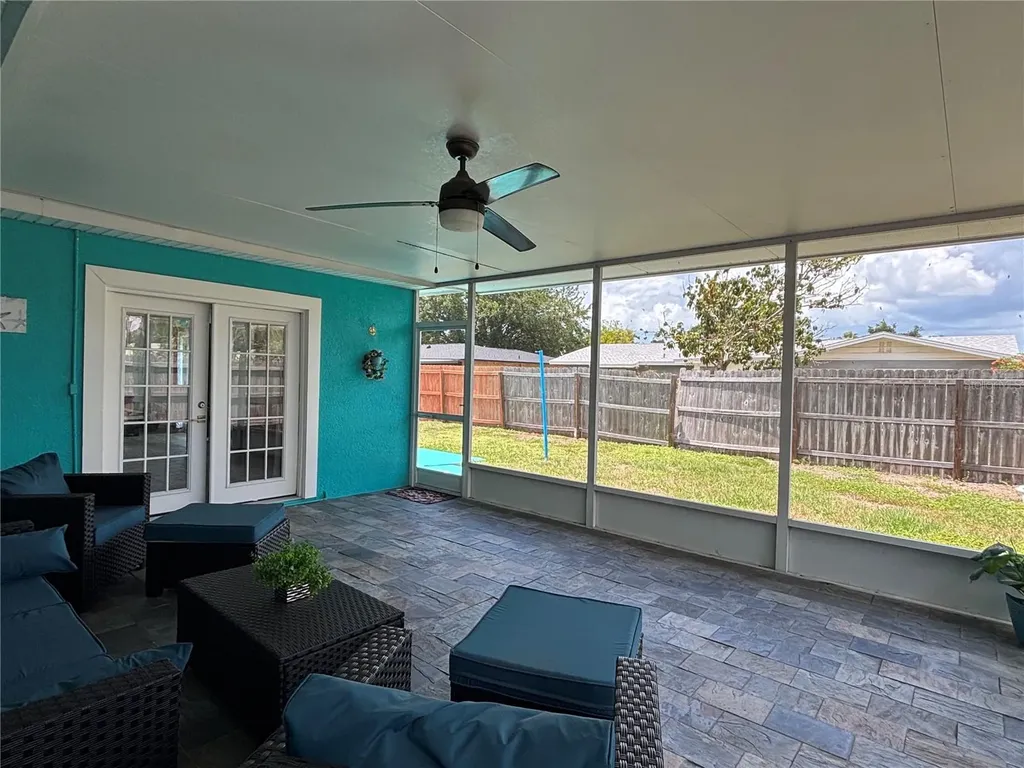 2802 22nd Avenue W Bradenton FL 34205