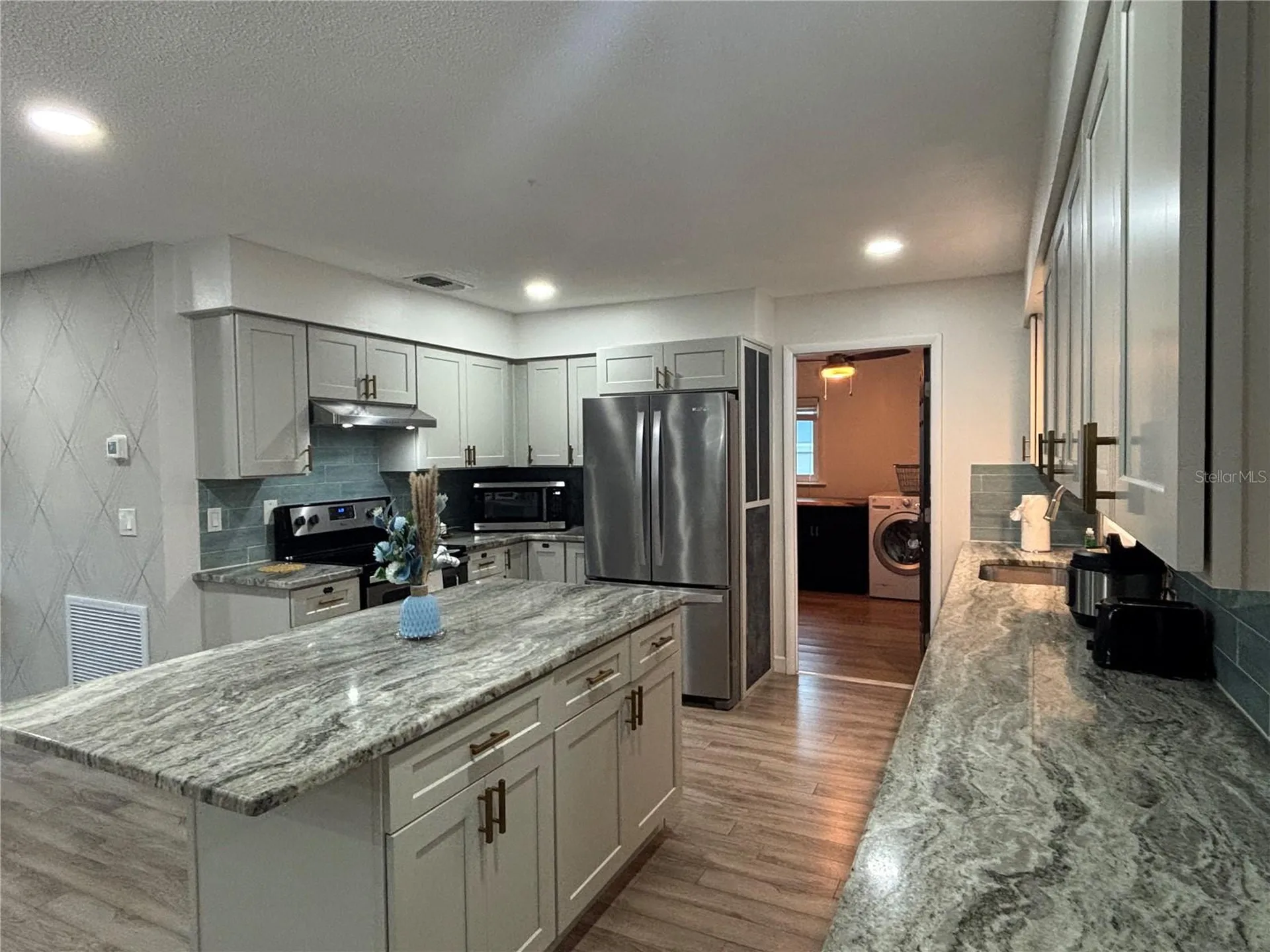 2802 22nd Avenue W Bradenton FL 34205