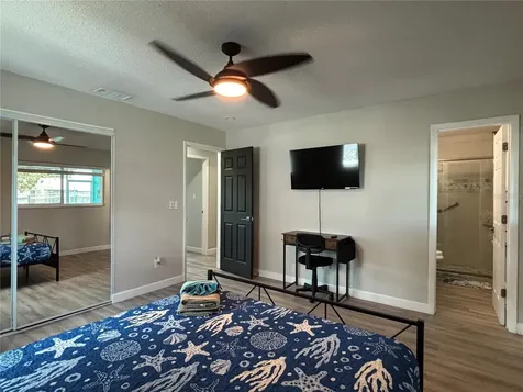 2802 22nd Avenue W Bradenton FL 34205
