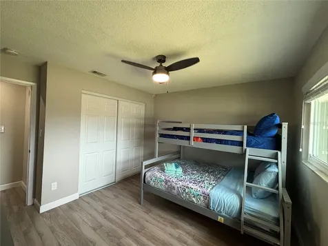 2802 22nd Avenue W Bradenton FL 34205