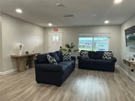 2802 22nd Avenue W Bradenton FL 34205