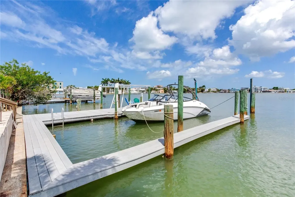 330 173rd Avenue E North Redington Beach FL 33708