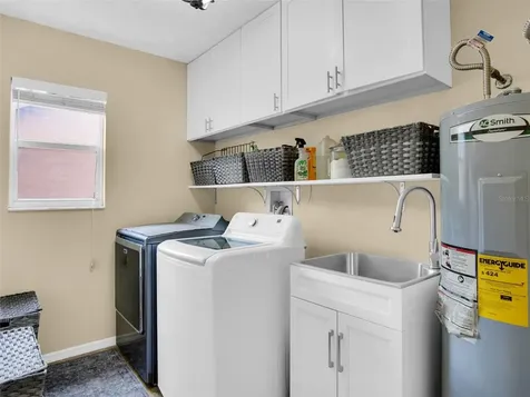 1802 Wood Stock Circle Tarpon Springs FL 34689