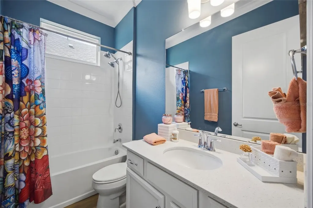 725 Winterside Drive Apollo Beach FL 33572