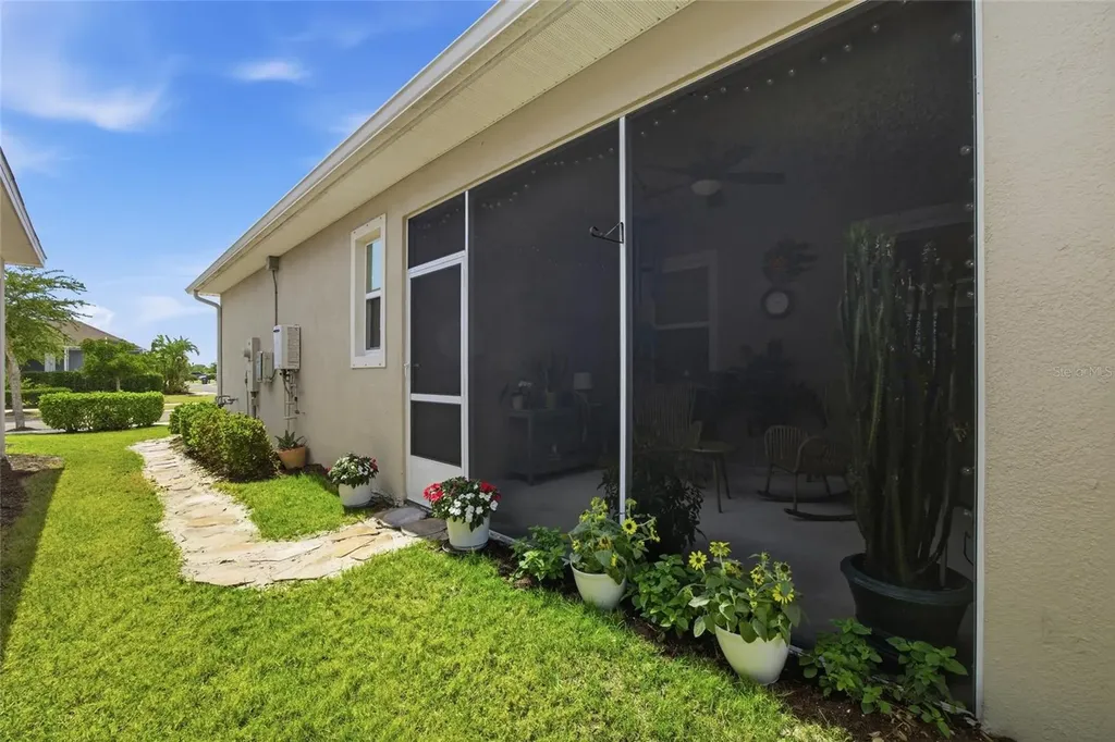 725 Winterside Drive Apollo Beach FL 33572