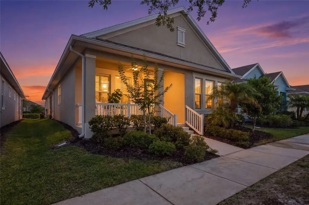 725 Winterside Drive Apollo Beach FL 33572