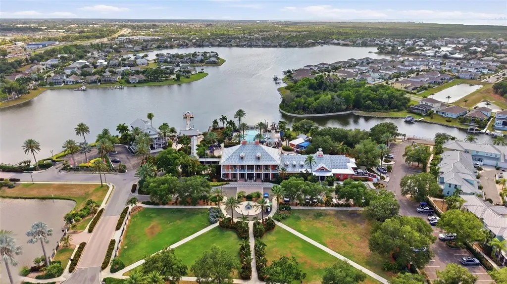 725 Winterside Drive Apollo Beach FL 33572
