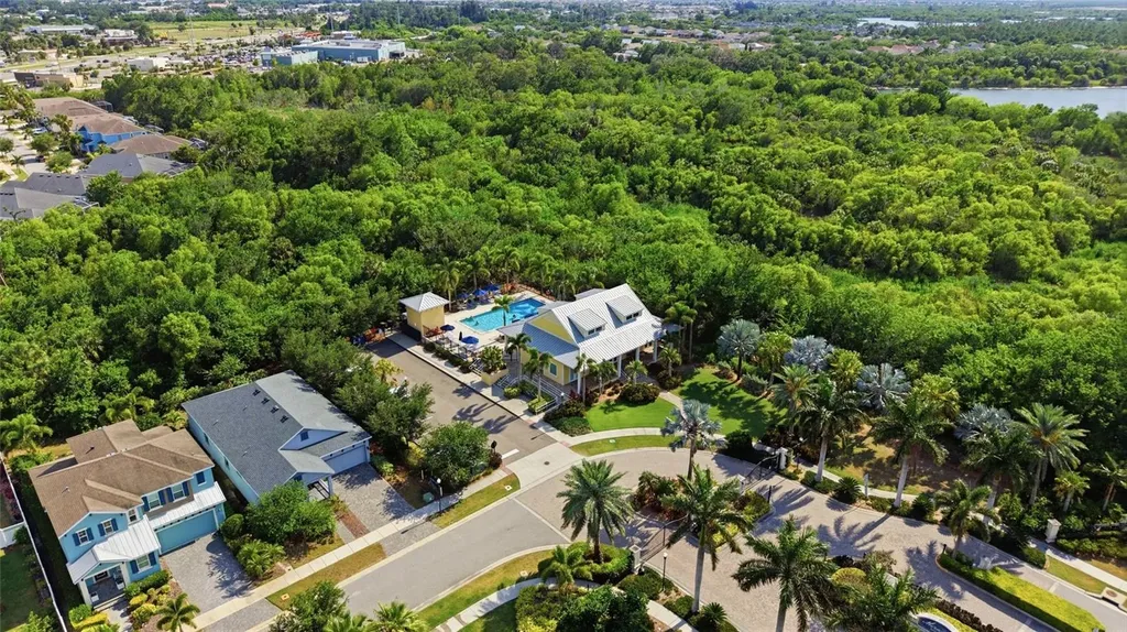 725 Winterside Drive Apollo Beach FL 33572