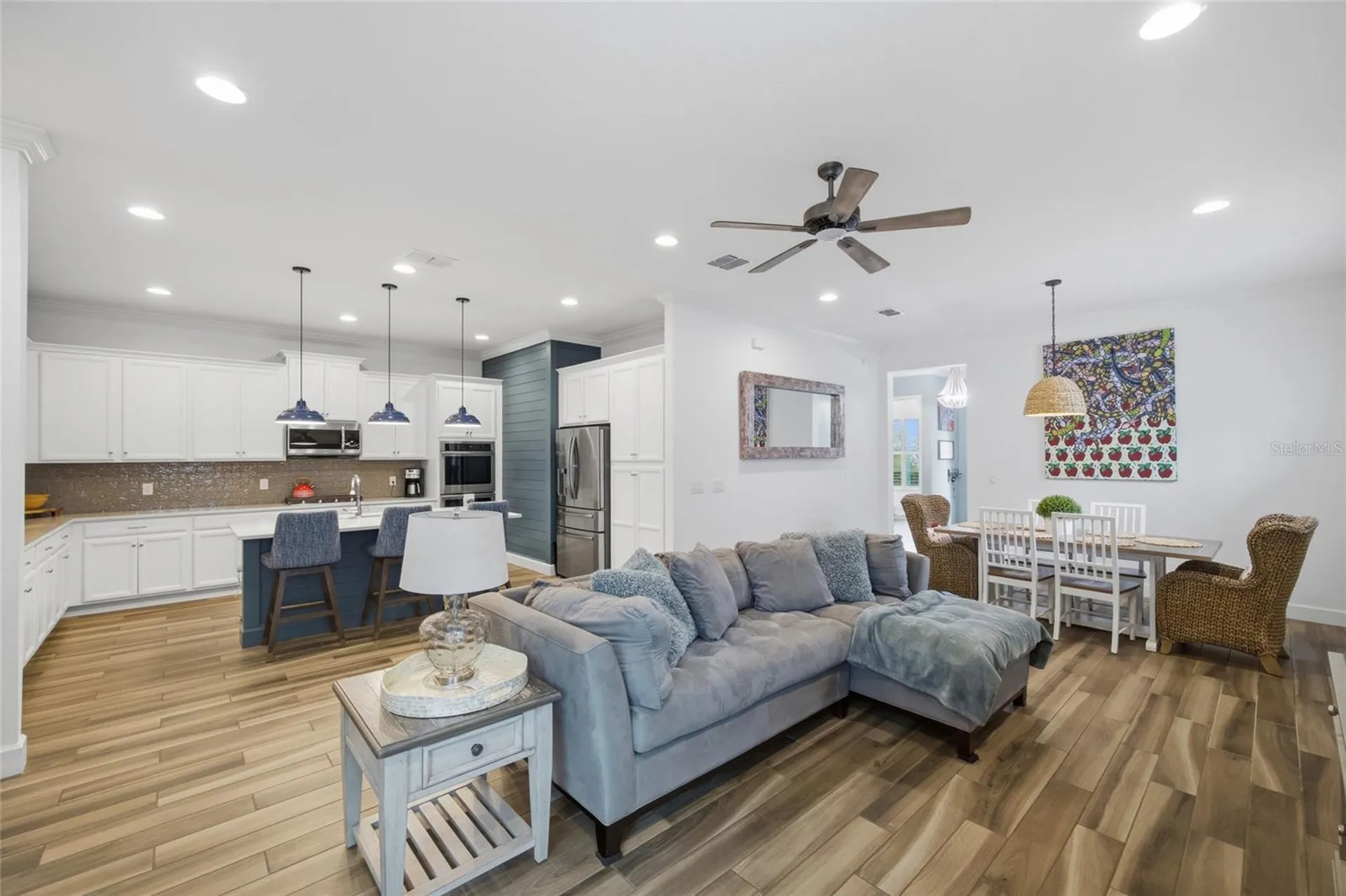 725 Winterside Drive Apollo Beach FL 33572