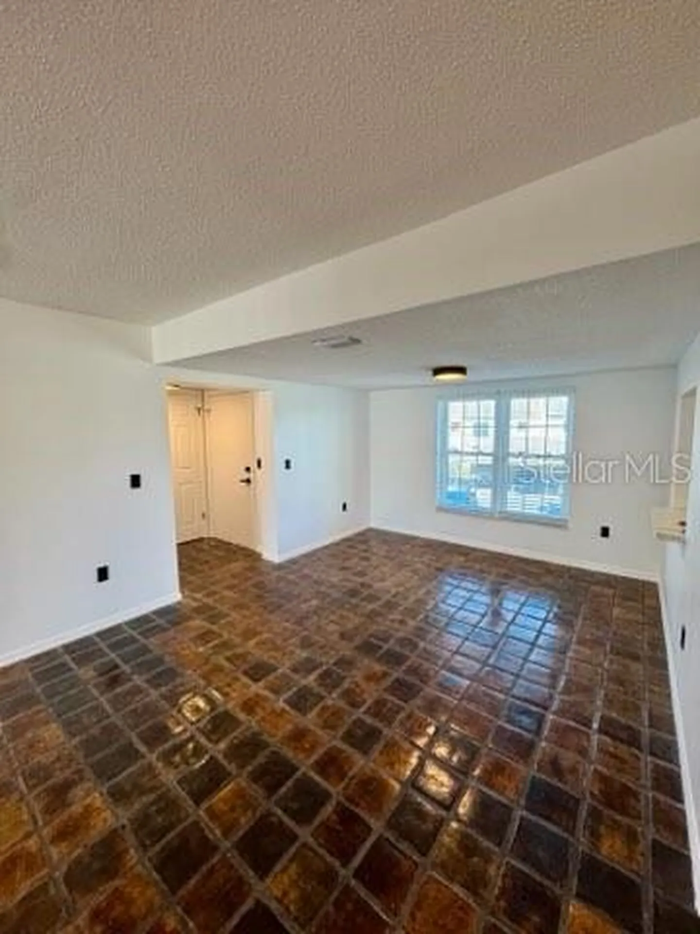 2462 Kingfisher Lane Clearwater FL 33762