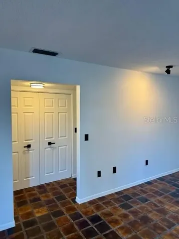 2462 Kingfisher Lane Clearwater FL 33762