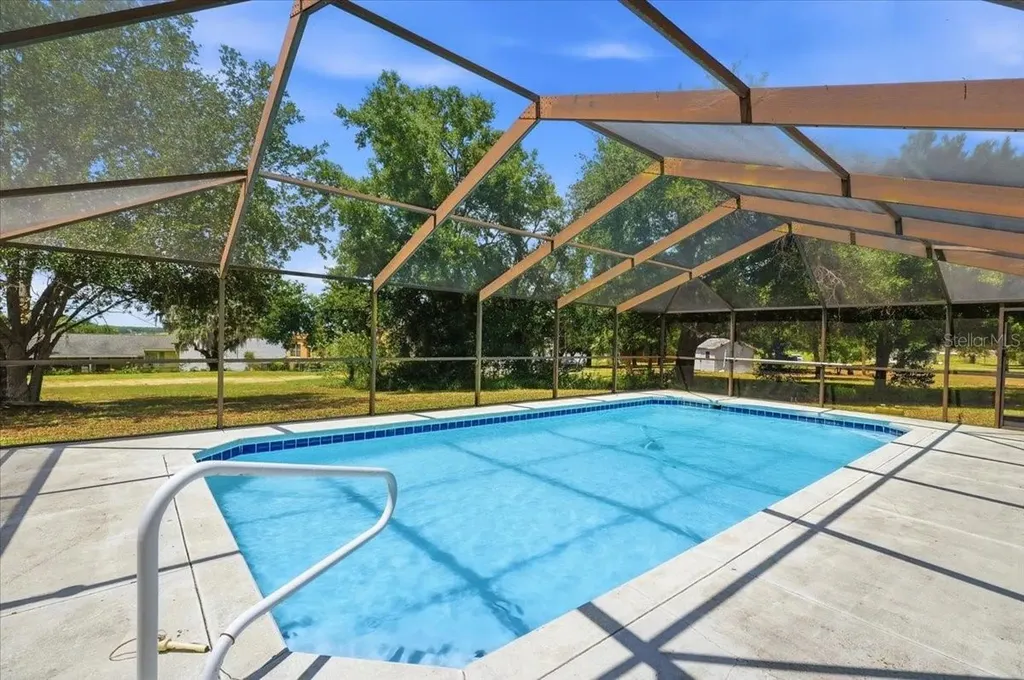 103 N 1st Street Eagle Lake FL 33839