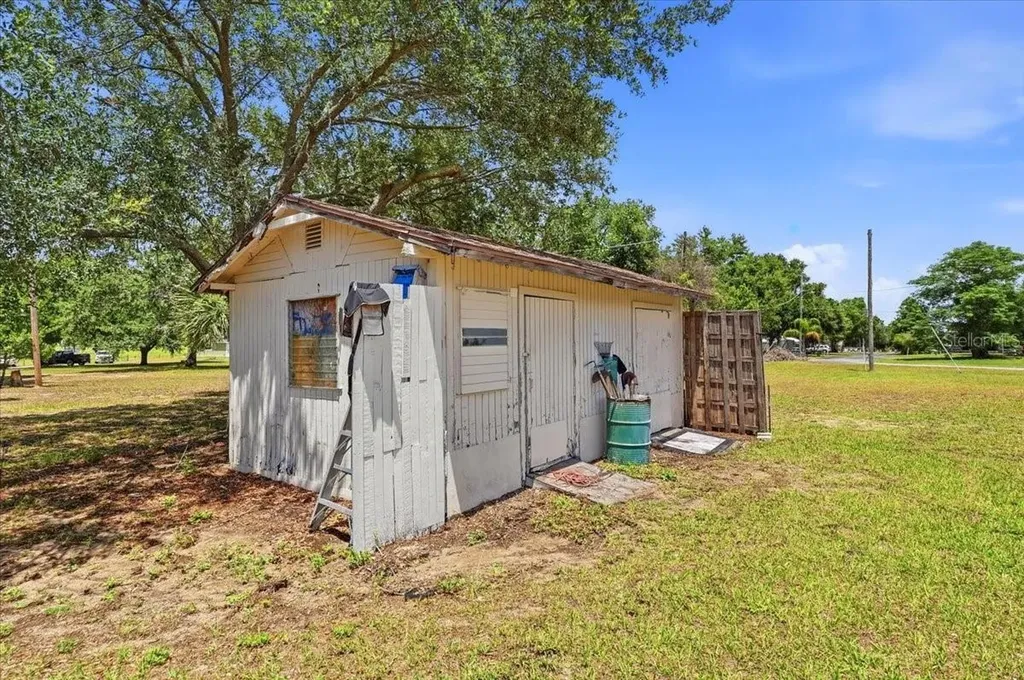 103 N 1st Street Eagle Lake FL 33839