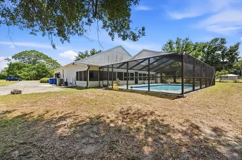 103 N 1st Street Eagle Lake FL 33839