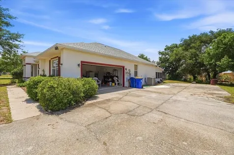 103 N 1st Street Eagle Lake FL 33839