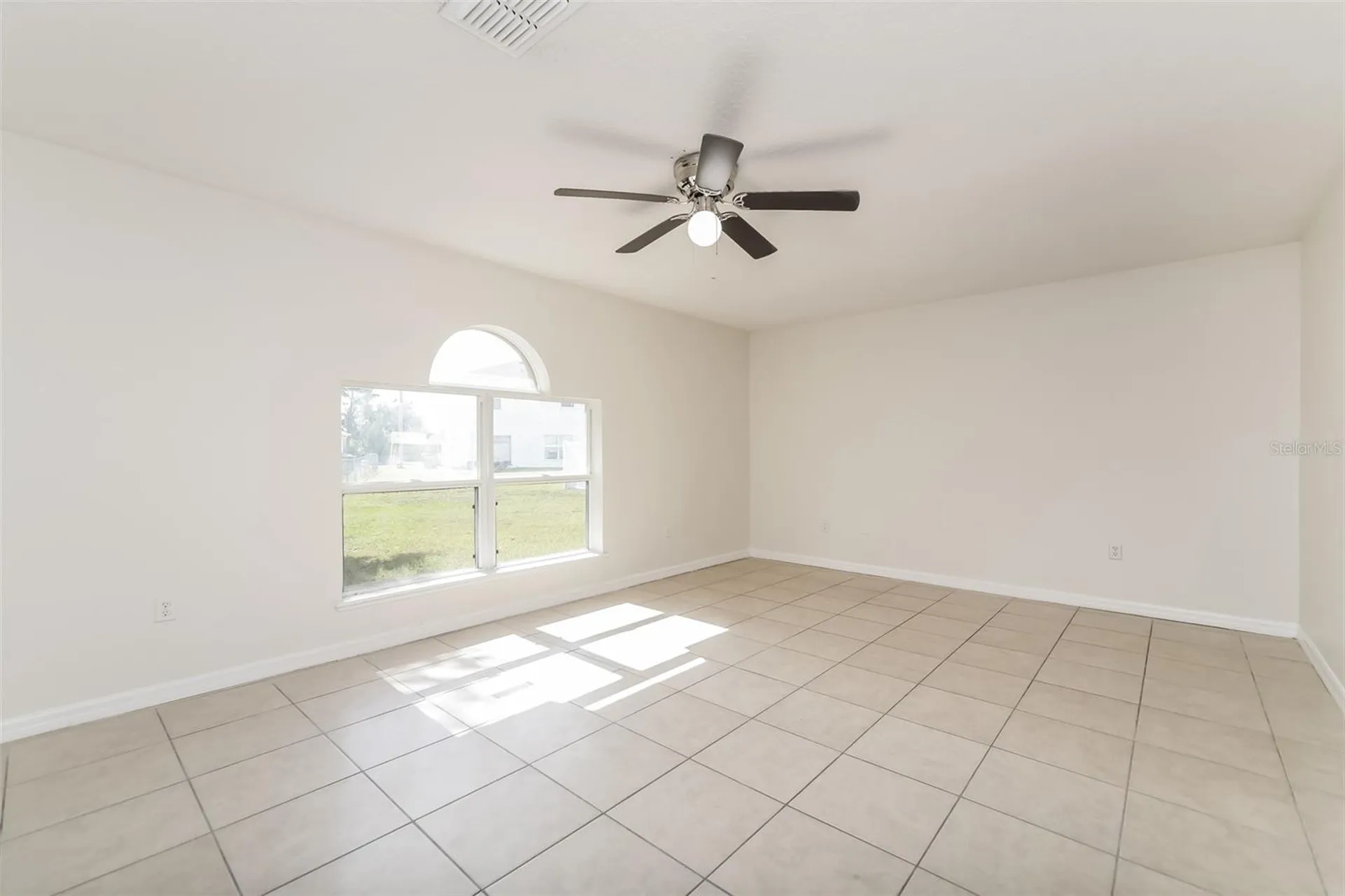 612 Elbridge Drive Kissimmee FL 34758