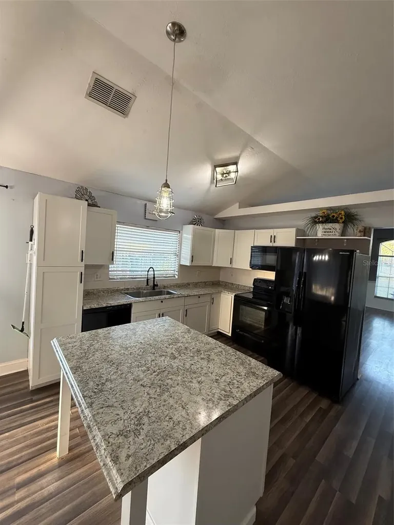 5841 Dorham Place Wesley Chapel FL 33545