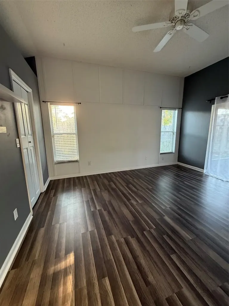 5841 Dorham Place Wesley Chapel FL 33545