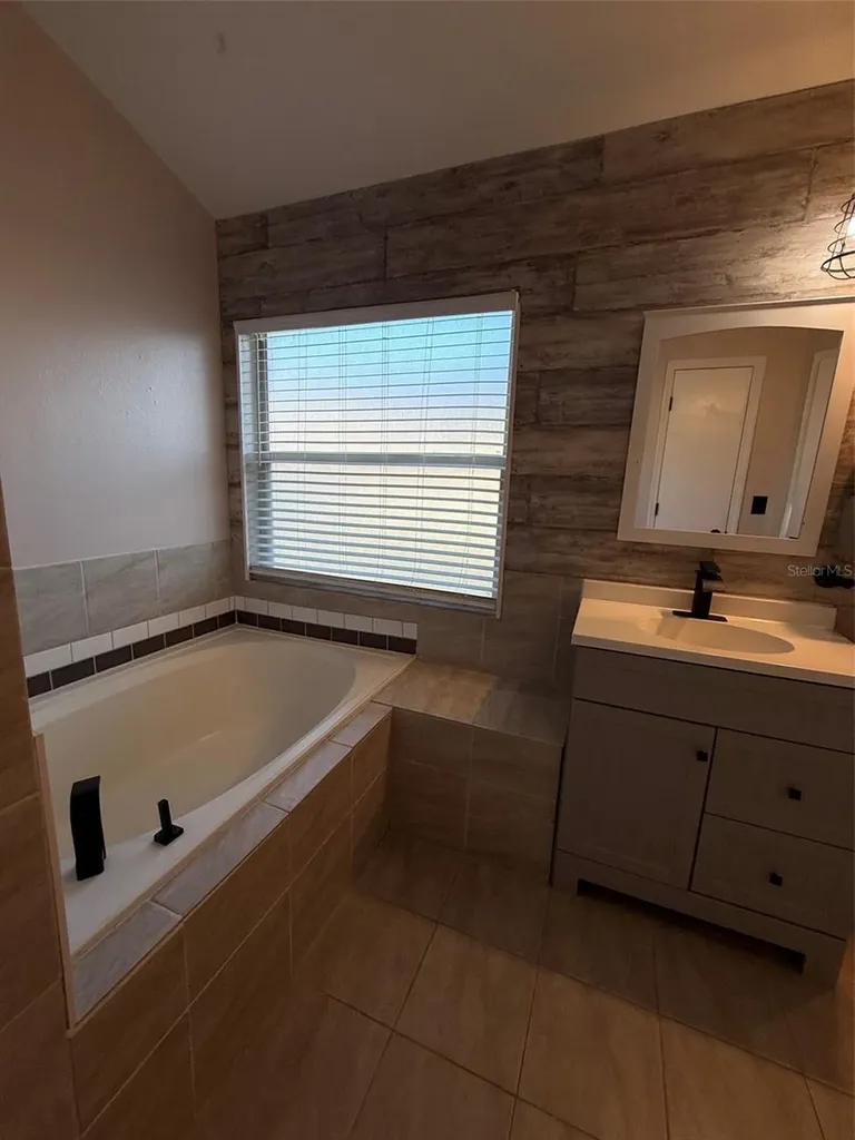 5841 Dorham Place Wesley Chapel FL 33545