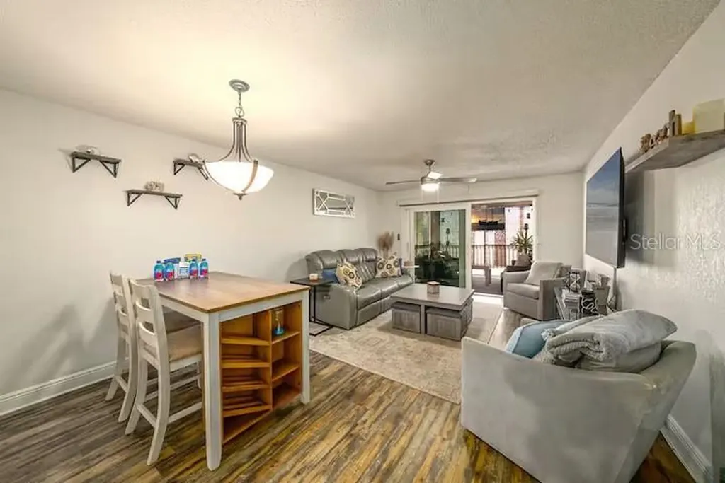 17035 Gulf Boulevard St Petersburg FL 33708