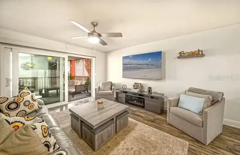 17035 Gulf Boulevard St Petersburg FL 33708