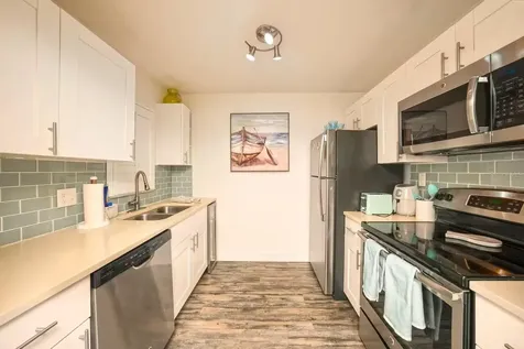 17035 Gulf Boulevard St Petersburg FL 33708